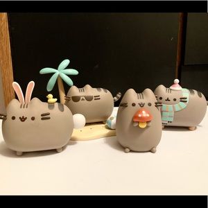 2017 vinyl Pusheen box collectibles